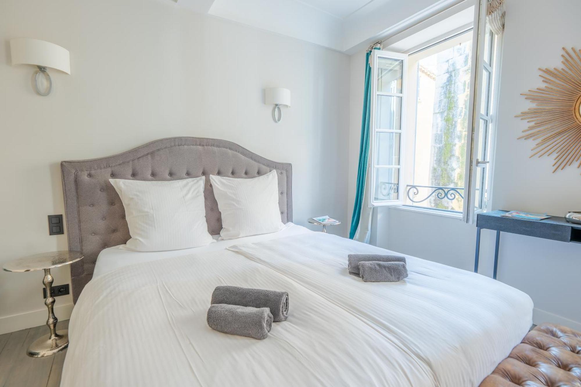 Beau Clocher Saint Tropez Exteriér fotografie